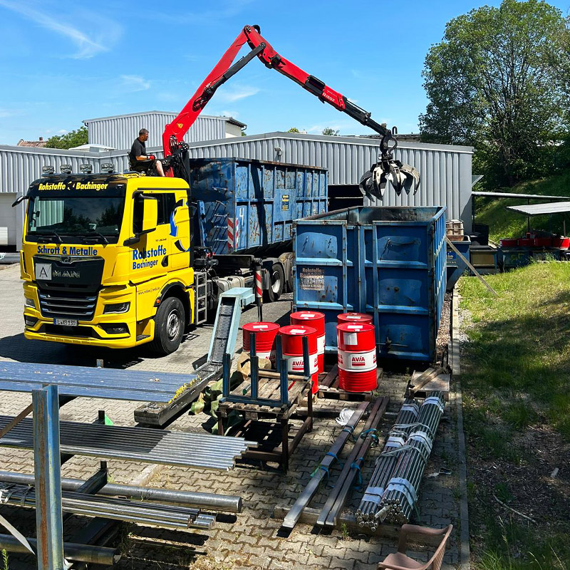 Rohstoffe Bachinger GbR - Entsorgung & Aufbereitung, Containerdienst, Container, LKW