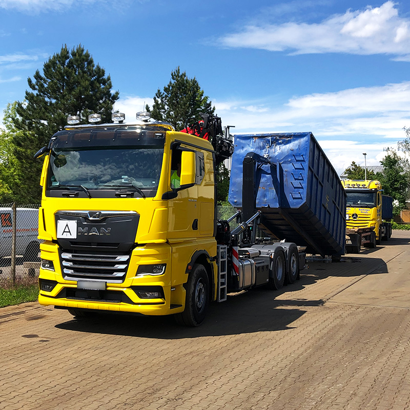 Rohstoffe Bachinger GbR - Entsorgung & Aufbereitung, Containerdienst, Container, LKW